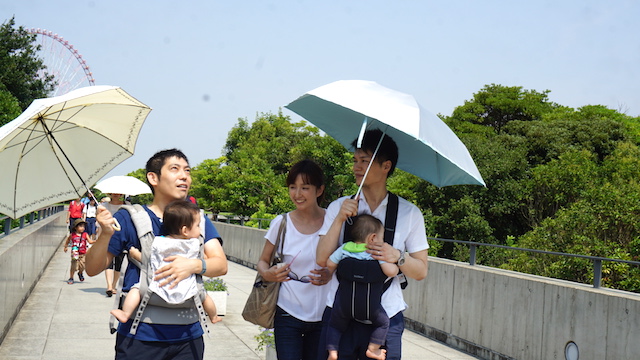 夏だ 外遊びだ 赤ちゃん連れならbbqより葛西臨海水族館 コレ芝 幼児日本語教育